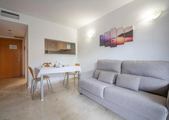 Marsol Aparthotel Castelldefels